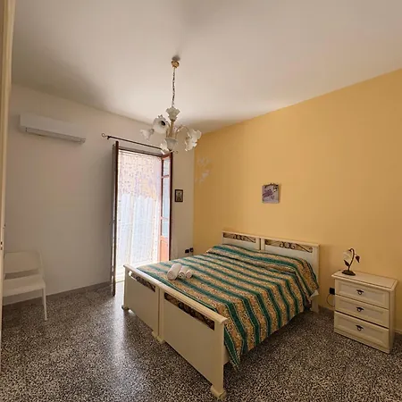 Susy House Апартаменты Шакка